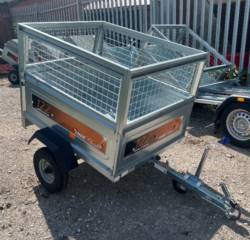 Erde 122 Trailer with Mesh Sides